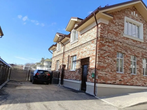 V Gostevom Dome Apartments