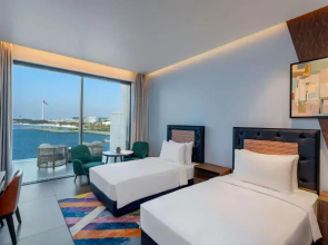 Отель Hyatt Centric Jumeirah Dubai
