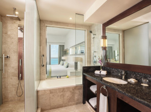 Отель JA Ocean View Hotel