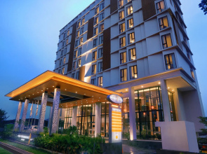 Harper Cikarang Hotel