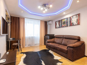 Тихие апартаменты  в центре города, ул.Горького 154. Сова-Дом