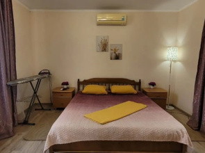 Uyutny Domik S Uchastkom Private house