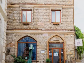 Maajid Hotel & Restaurant