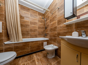 Квартира у Пляжа Парк Победы на 4 Гостей с Видом на Море