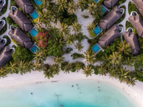 Курортный отель Resort Sheraton Maldives Full Moon Resort & Spa