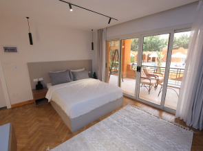 Отель Settle Inn Mirage