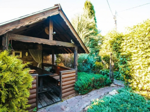 Egoist 2 Private House