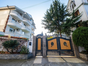 Aleksandra Guest House