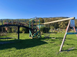 Thach from Travel Hotels Entourage