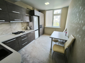 Апартаменты у пляжа Парк Победы на 4 гостей