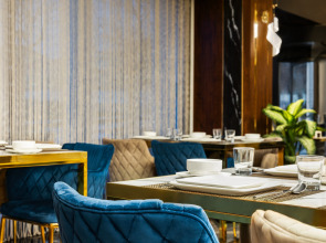 Trademark Collection by Wyndham Operla Airport Hotels