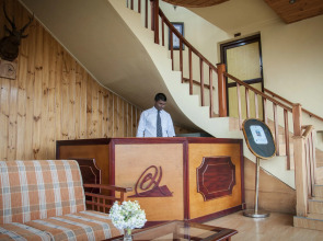 Отель Oak Ray Summer Hill Breeze