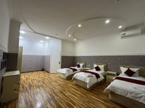 Отель HOME ALONE