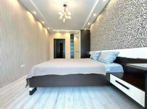 Квартира Двухкомнатная с балконом на Притомском