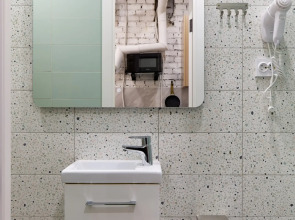 Апартаменты Vizit с новым дизайнерским ремонтом. Студия 3