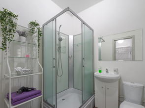 Апартаменты с видом на озеро "Триче"