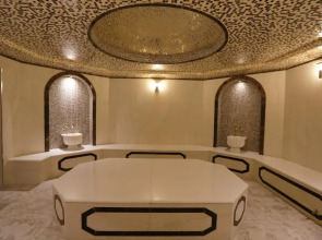 Отель Days Baku