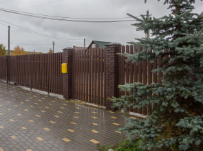 Torzhestvo Gk Topolya  Guest House