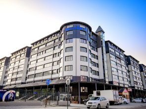 Garden City Hotel
