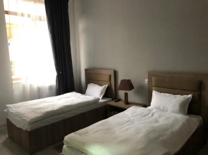 Отель The Friends