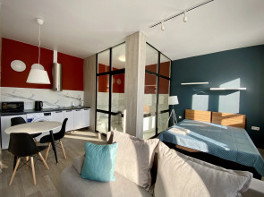 Квартира Стильная студия в центре с круглой ванной