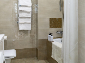 Квартира Видовая уютная на живописной набережной в центре столицы