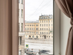 Апартаменты Sergeew Apartments двухкомнатный Люкс с видом на набережную Фонтанки