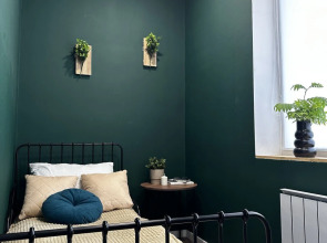 Квартира на 5 гостей в шаговой доступности от стадиона Нефтяник и УГНТУ нефтяной университет