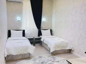 Отель Status Inn