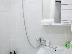 Двухкомнатная квартира рядом с Кремлем