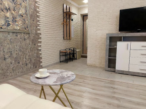 Апартаменты на Трехсвятской