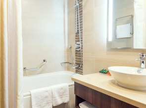 Отель Hilton Garden Inn Astana