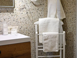 Апартаменты Энгельса 93