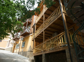 Отель Виола