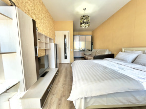 Апартаменты В 1 минуте пешком до ЦУМ