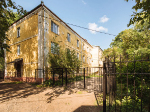 Апартаменты Яр-сутки на Октября 23