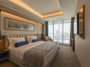 Golden Tulip Istanbul Bayrampasa