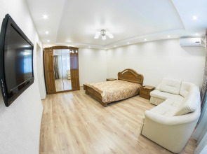 Апартаменты Saratov Lights Apartments на Разина 54