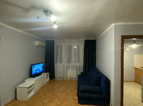 Na Generala Zakharova, 1 Flat