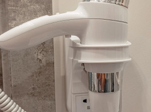 Отель Gizzat Plaza