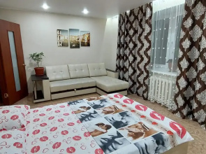 Apartamenty na ulice Lazurnaa 35