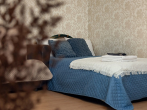 Uyutnaya kvartira na Komarova Flat