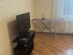 Апартаменты Мориса Тореза 79-38