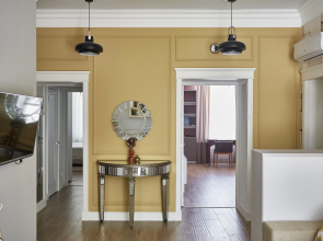 Dizaynerskaya Kvartira V Tsentre Sevastopolya U Naberezhnoy Apartments