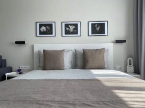 Квартира Holidays Apartment