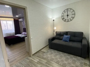 Квартира четырехкомнатная на Цюрупы, 84