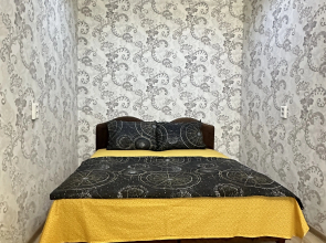 Na Ulitse Surikova 50 Flat