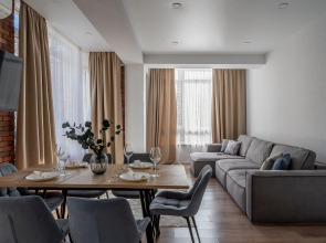 Просторная стильная квартира с видом на горы. Кватро 43