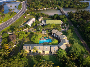 The South Lake Resort