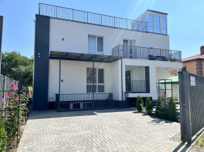 Willa Rose Private House